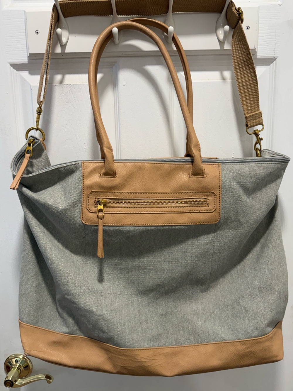 Universal Thread Large Gray Tote with Tan Trim